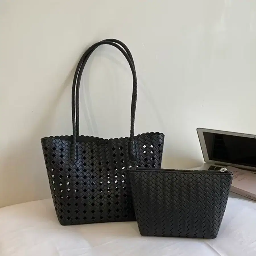 새상품,미사용_블랙 위빙 숄더백 파우치 세트