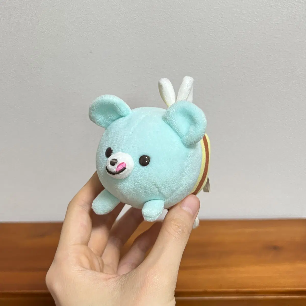 덜덜이 곰 꿀벌 인형