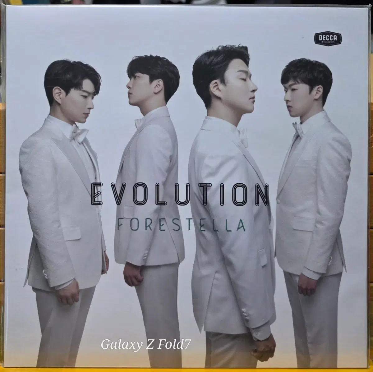BA-793. 미개봉 포레스텔라 EVOLUTION LP 앨범