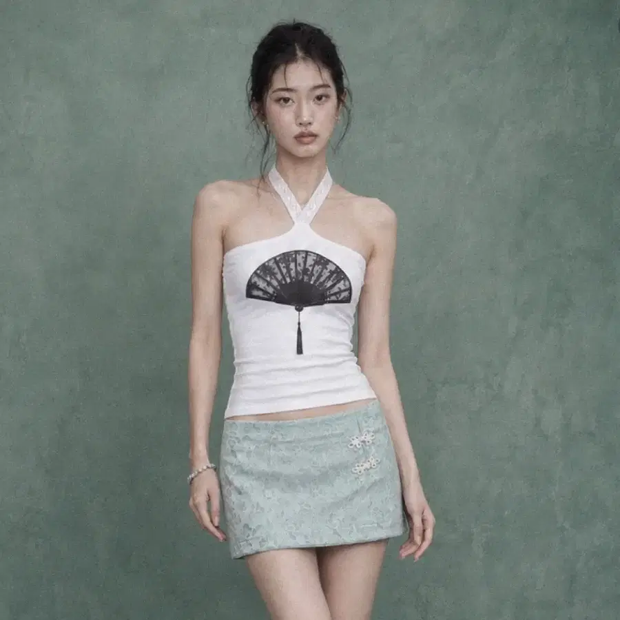 달링유어배드 Lace Fan Halter Top