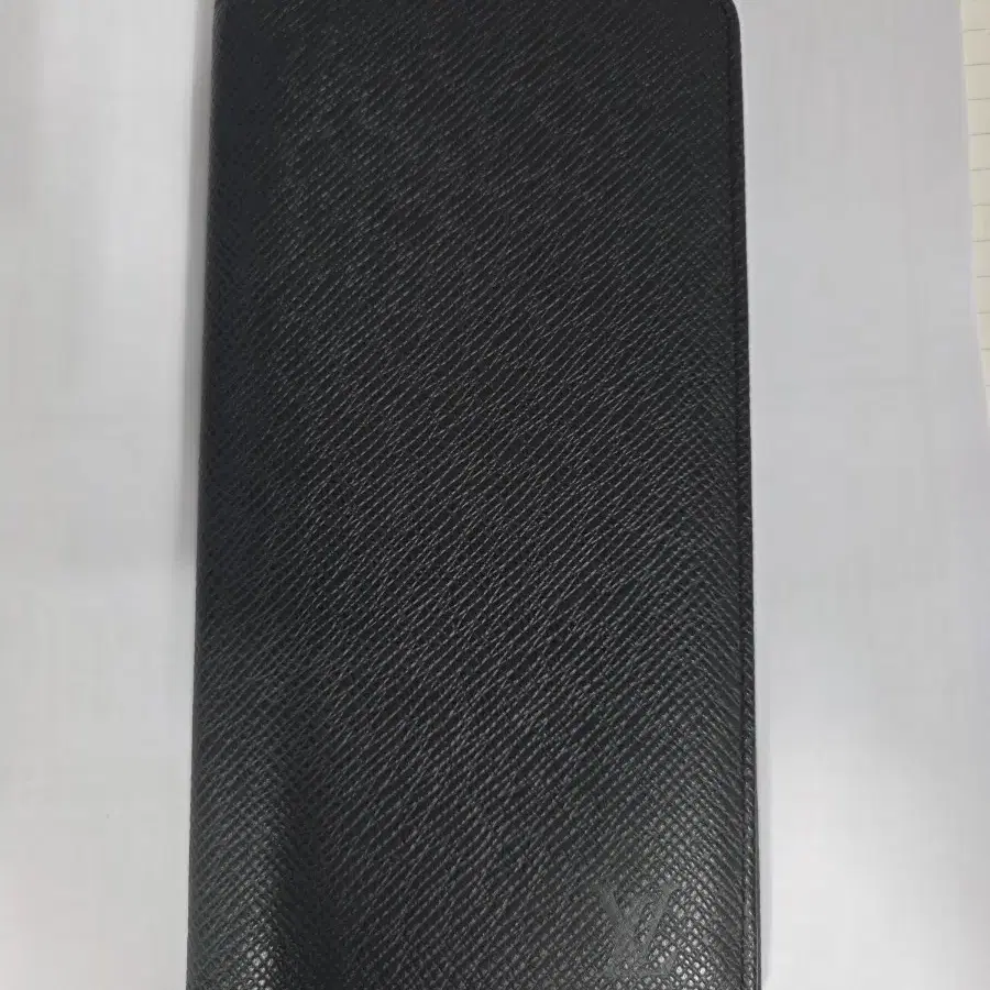 루이비통 장지갑 M30501 타이가 브라짜 월릿