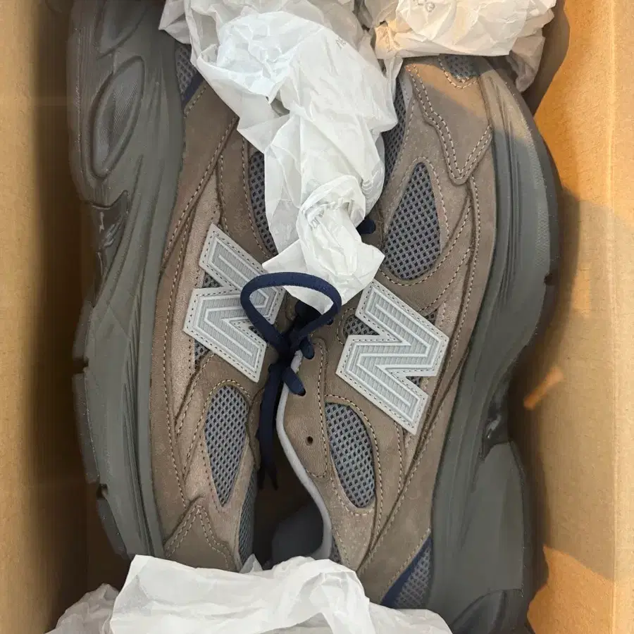 New Balance x Khakis u2010741