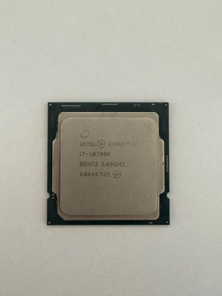 인텔 코어 i7-10700K CPU