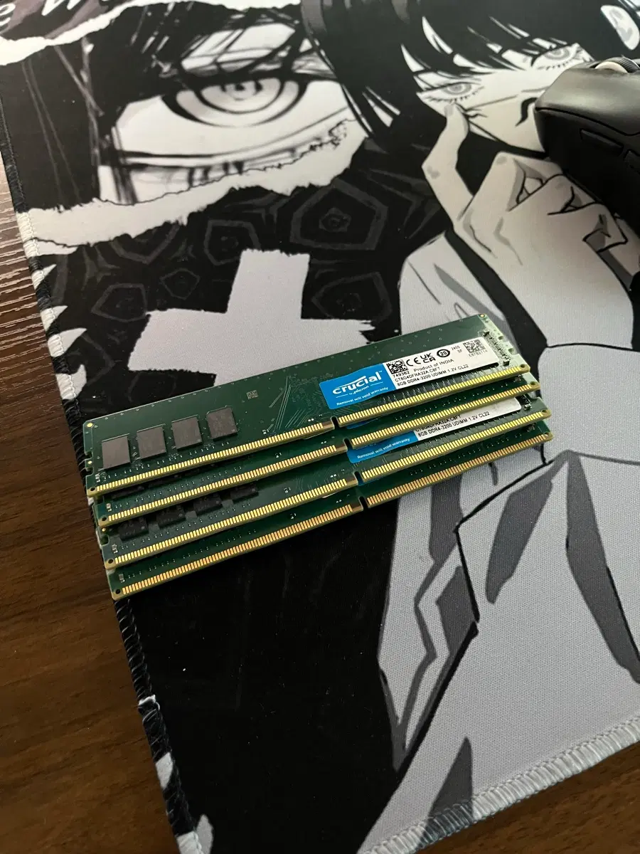 Crucial 32gb (8x4) 3200mhz cl22 램