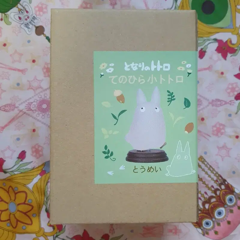 지브리 투명 소토토로 피규어 판매합니다! 이웃집 토토로 도토리숲 마녀배달부키키 센과치히로 하울의움직이는성 포뇨 추억의마니 마루밑 아리에티 귀를기울이면