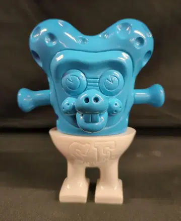HEAD LOCK STUDIO SPACE FRIENDS Little Chop Design CHEESE MAN 스카이블루 x 화이트 성형