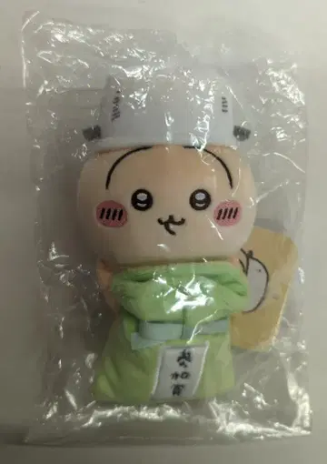 그레이 후드티 서비스 데스크탑에서 지켜보는 봉제 인형 치이카와 (먼작귀) 참여상 들고 있는 토끼