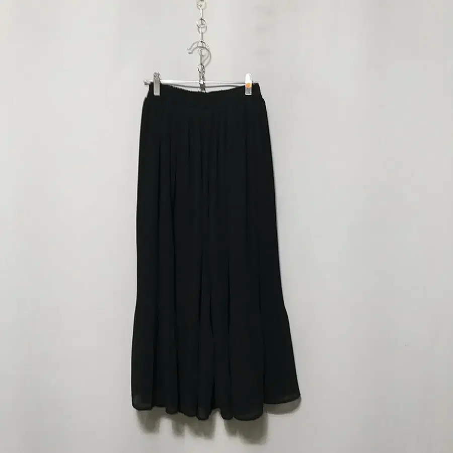 바192 플리츠바지