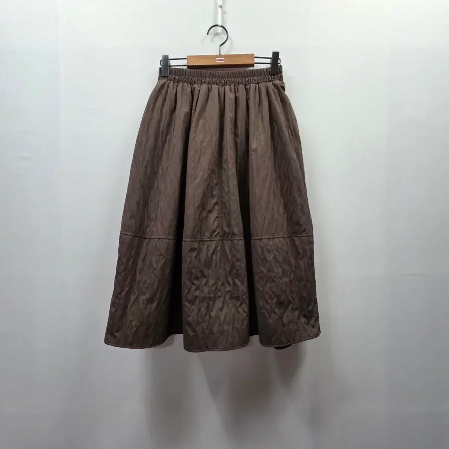1123 레코브 갈색 미디 스커트