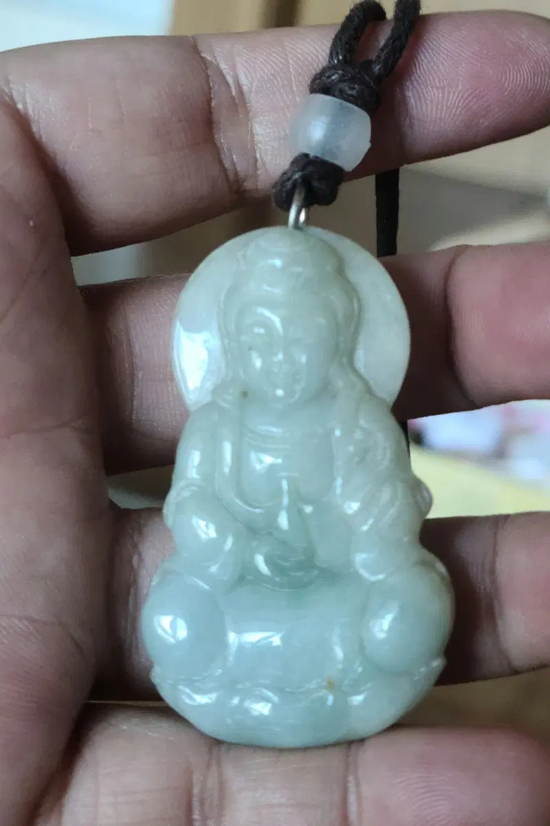 연한녹색 천연비취 관세음보살 펜던트 목걸이