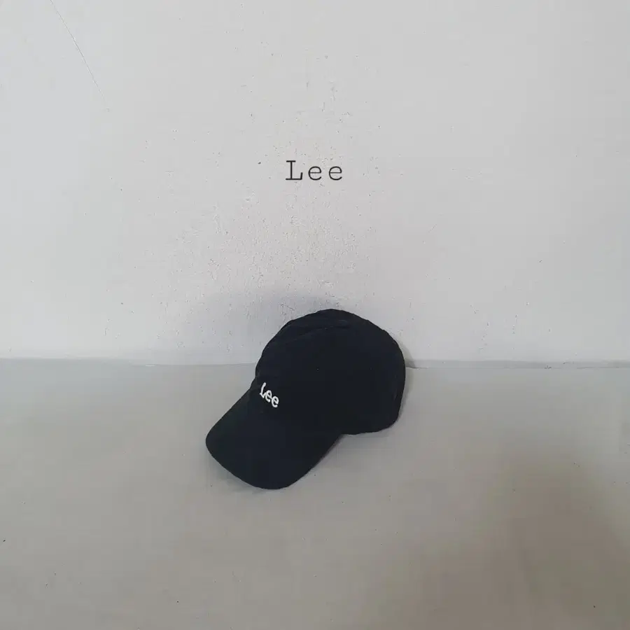 No.26082403 Lee 자수로고 볼캡 블랙 야구모자