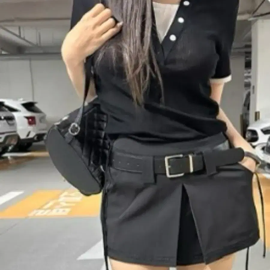 새상품 일트 절개 디테일 치마바지 m
