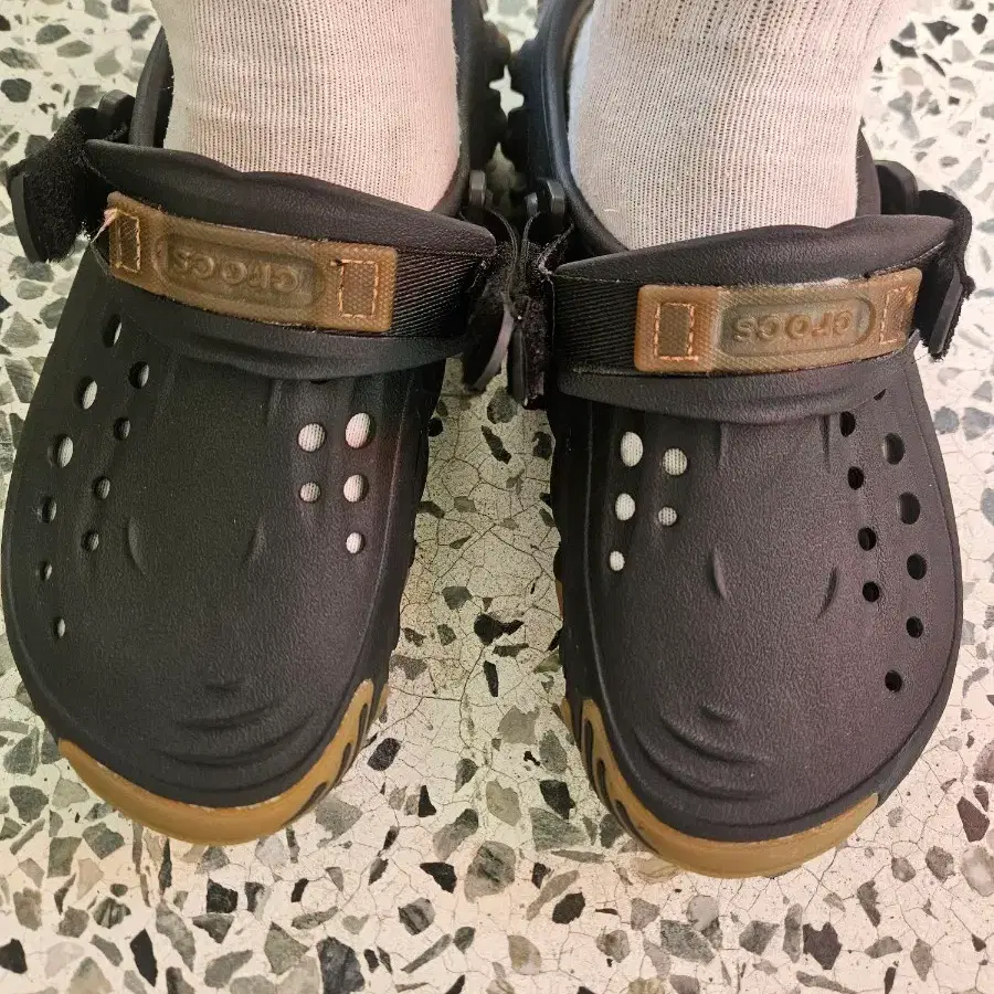 크록스 에코 클로그