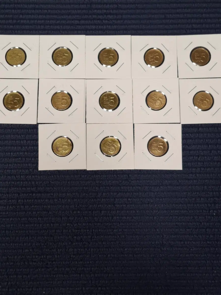 1970년 5원 13개 (황8, 적5)
