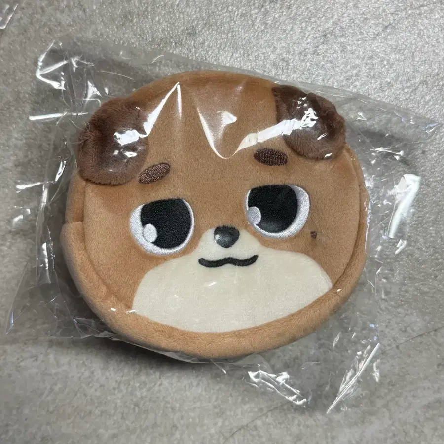 데이식스 일본md 데니멀즈 도운 얼굴파우치 새상품 원가이하
