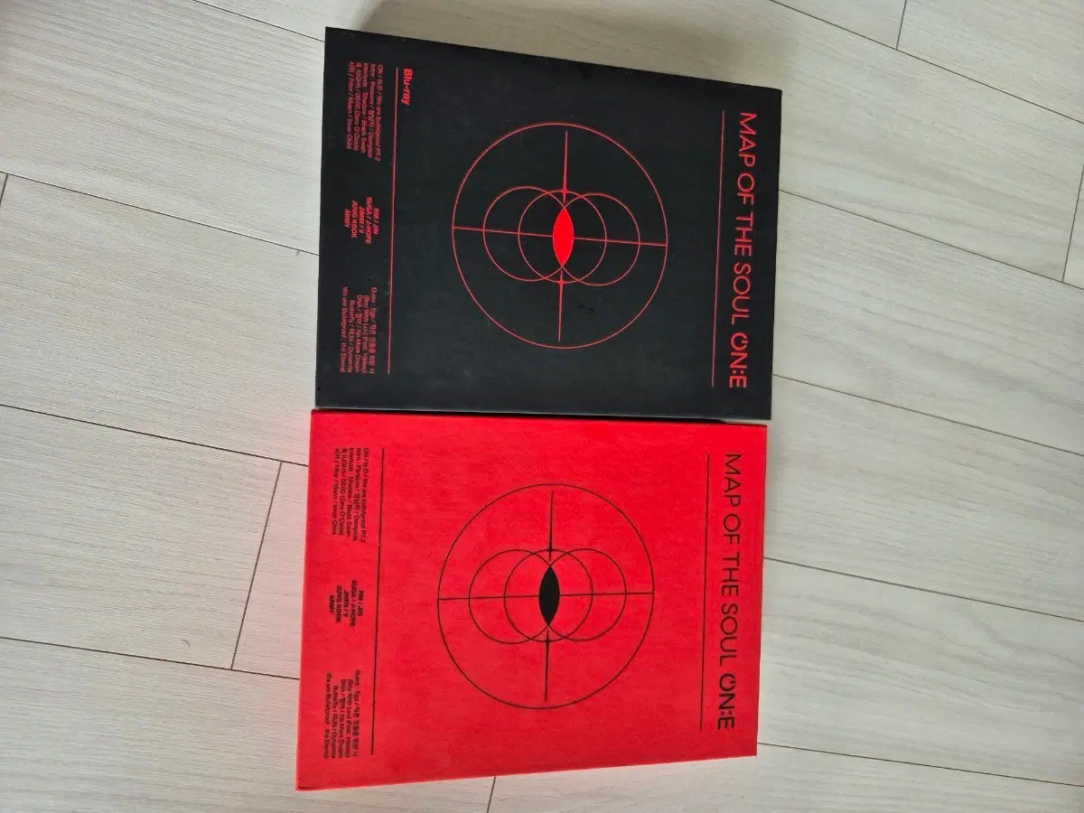 방탄소년단 맵 오브 더 소울 원 Blu-ray/DVD (블랙/레드) 배송비포함