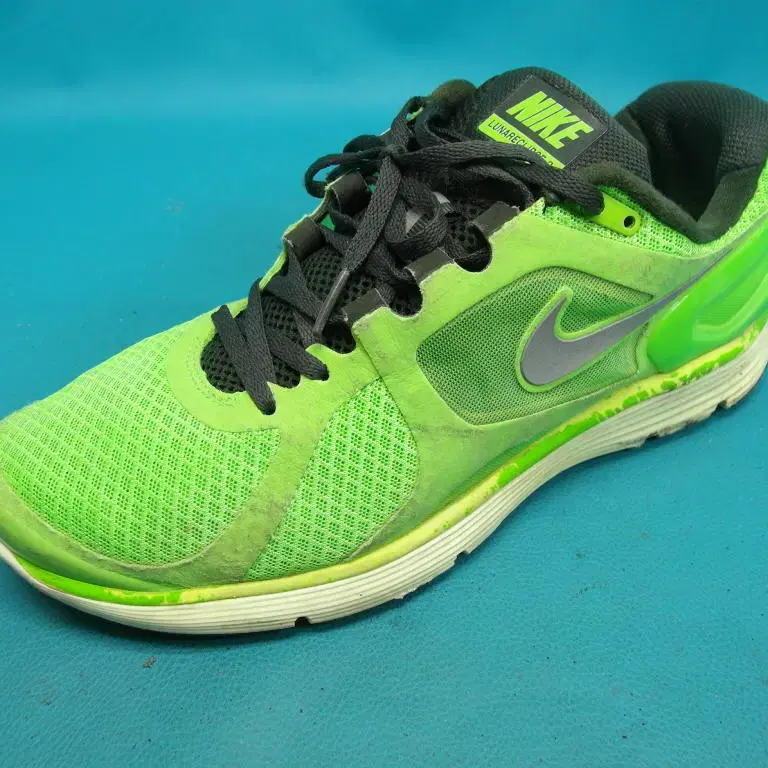 275/r3-093/나이키 루나이클립스 2 운동화/구제특별시