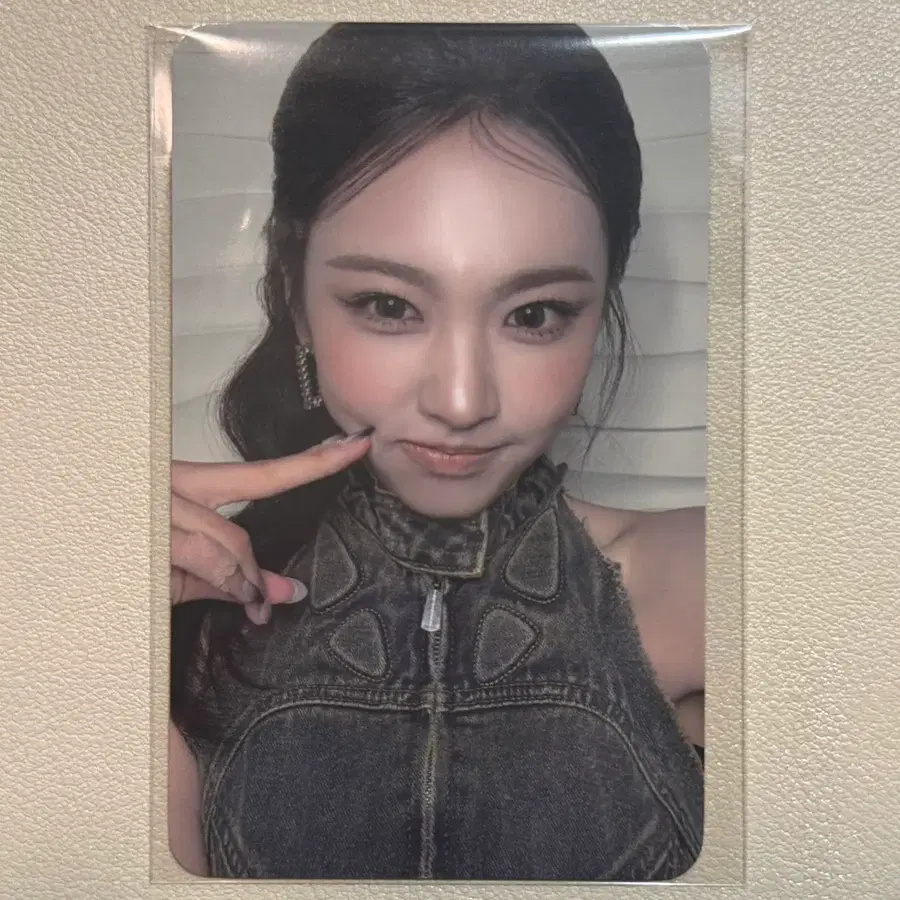 아워벌스데이 국초록 팬즈 예판 포카 메탈키링ver