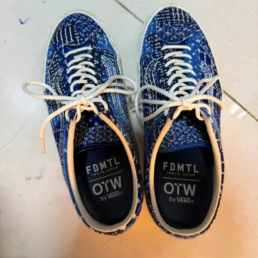 FDMTL OTW by Vans 콜라보 스니커즈 블루270