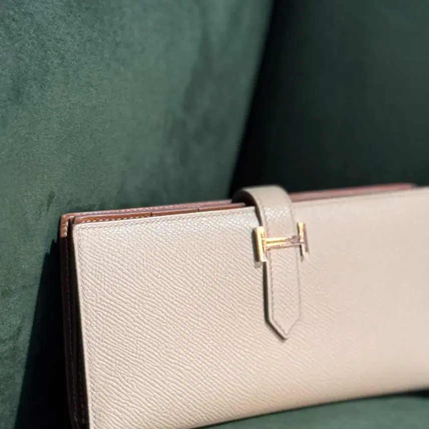 에르메스 정품 베안 장지갑 끄레 골드 투톤 사진 5
