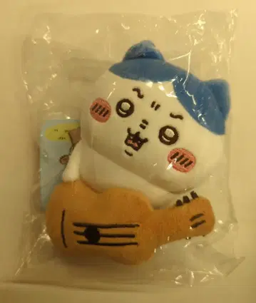 그레이 후드티 서비스 데스크탑에서 지켜보는 걸이형 봉제 인형 치이카와 (먼작귀) 기타 든 하치와레