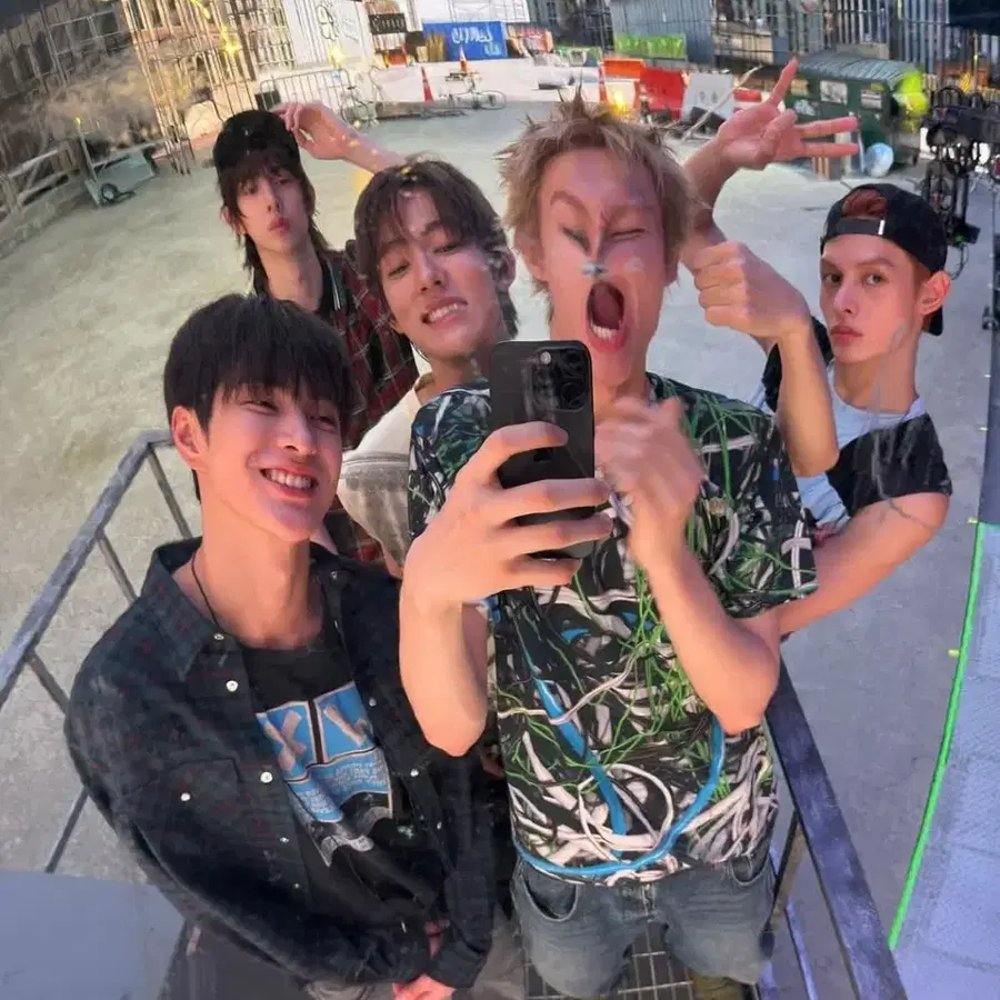 (판완)