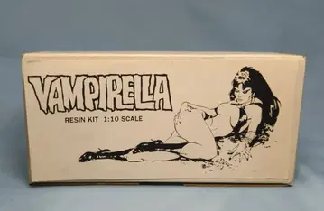 RESINKIT 1:10 SCALE VAMPIRELLA