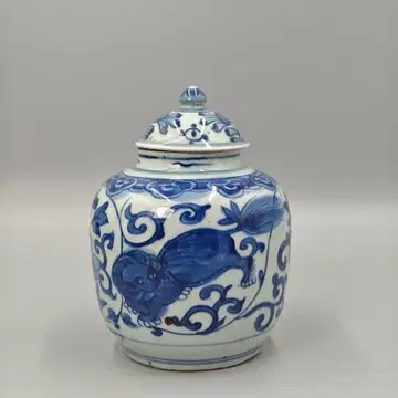 明末期清華白磁獅子牡丹門車通中国陶磁器アンティーク