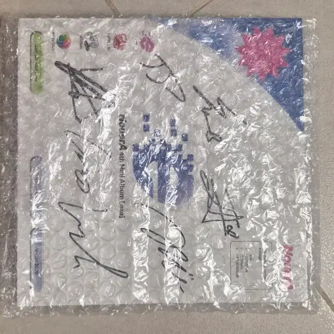 누에라 NouerA 4집 미니앨범 [exe] 싸인 CD