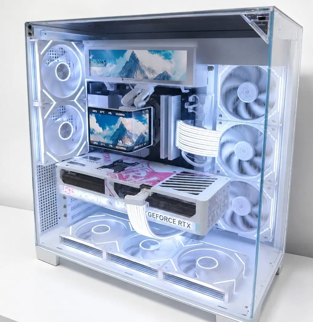 라이젠7 9800X3D RTX5080 IGAME 고사양본체팝니다