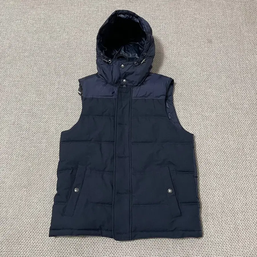 S 타미힐피거 패딩 조끼 B.6723