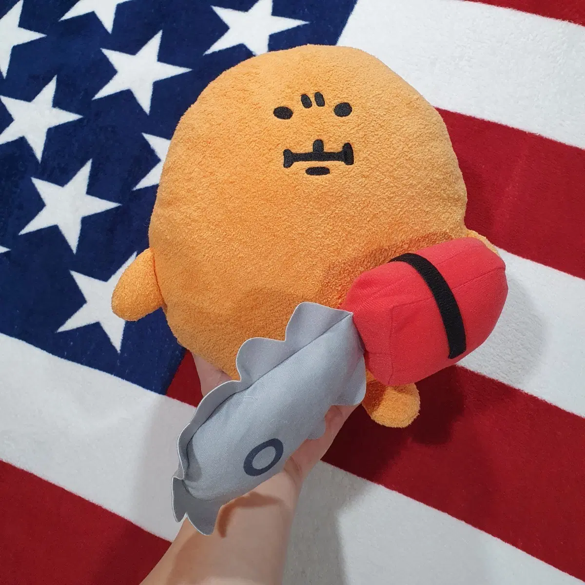 오렌지색 몬스터 인형