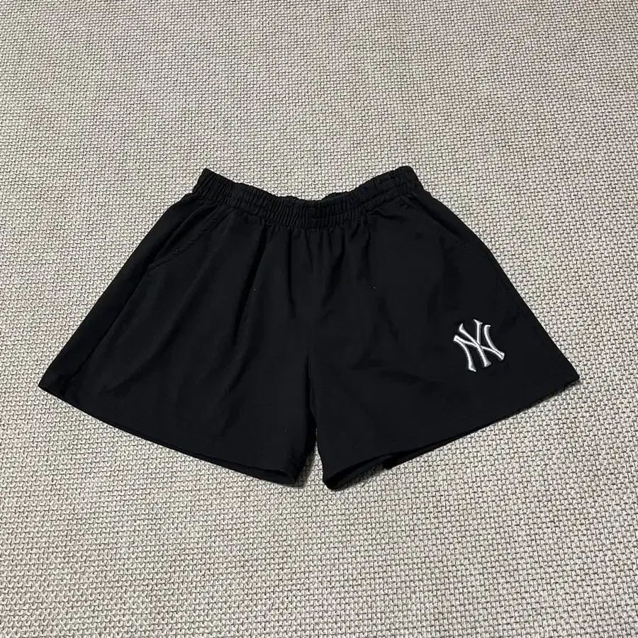 S MLB 뉴욕양키즈 여성 반바지 B.7934