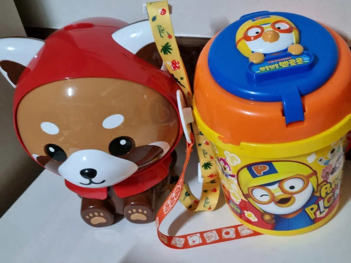 뽀로로  에버랜드 레서펜더 팝콘통 2개일괄
