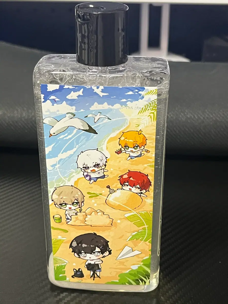 리레볼루션 바디워시 판매합니다.