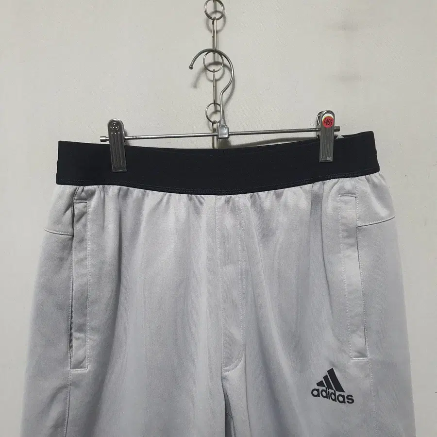 1405) 아디다스 남성 반바지 L