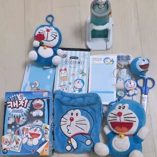 도라에몽굿즈 일괄판매 도라에몽인형 만화책 장난감
