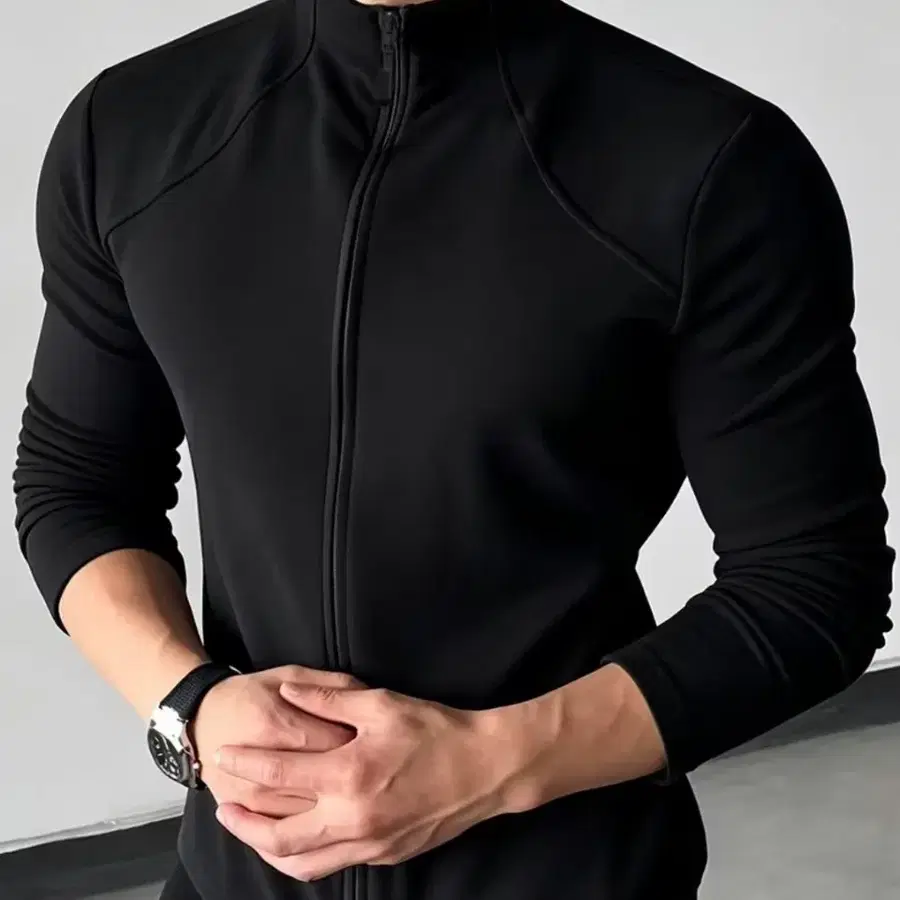 검정 집업