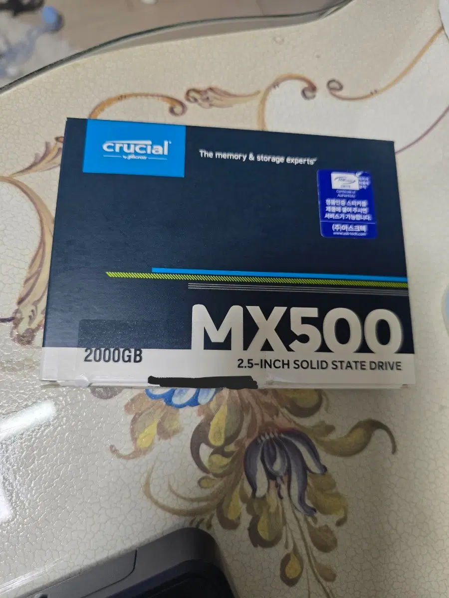 MX500 2TB 2000GB