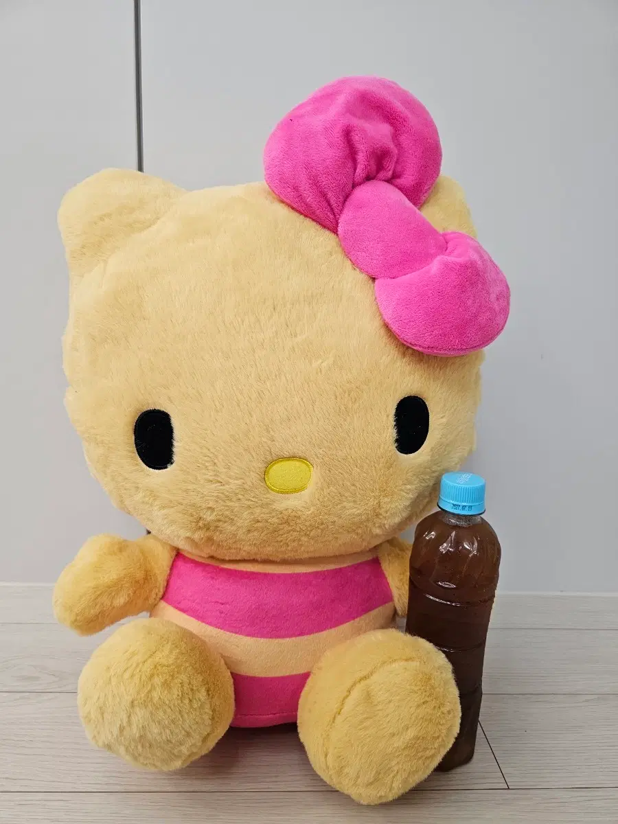 산리오 정품 태닝키티 대형 인형