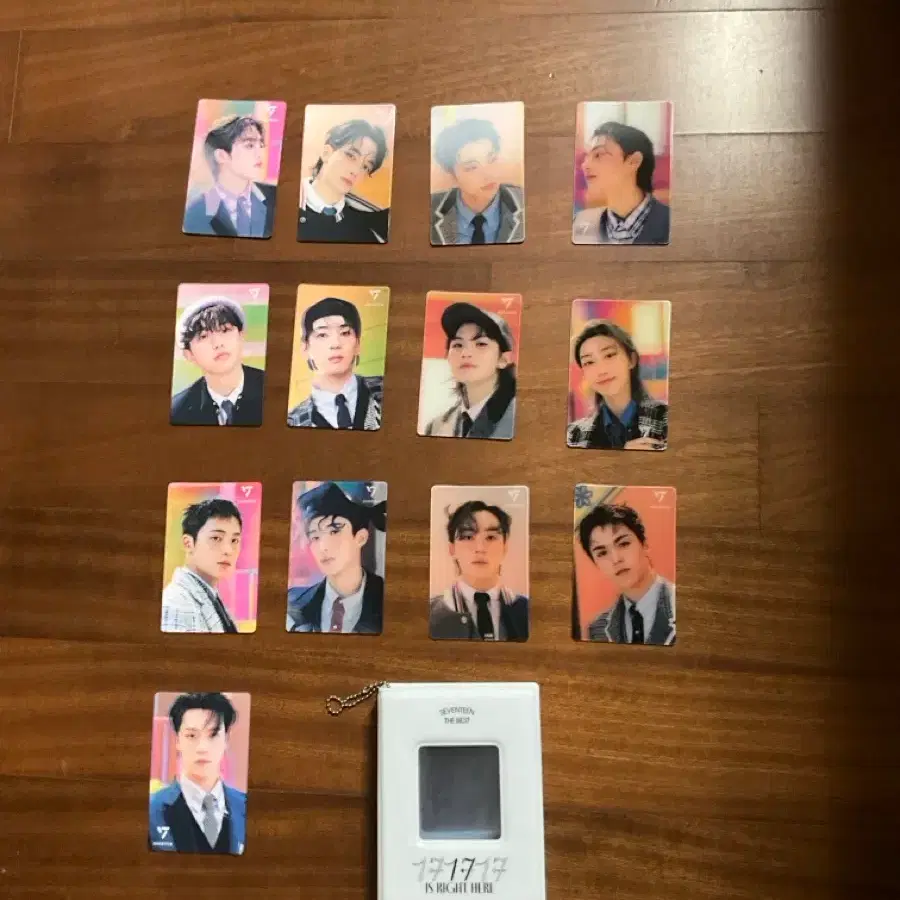 세븐틴 17 IS RIGHT HERE 홀로그램 특전