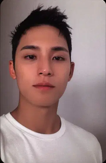 SEVENTEEN MINGYU 17 IS RIGHT HERE DEAR