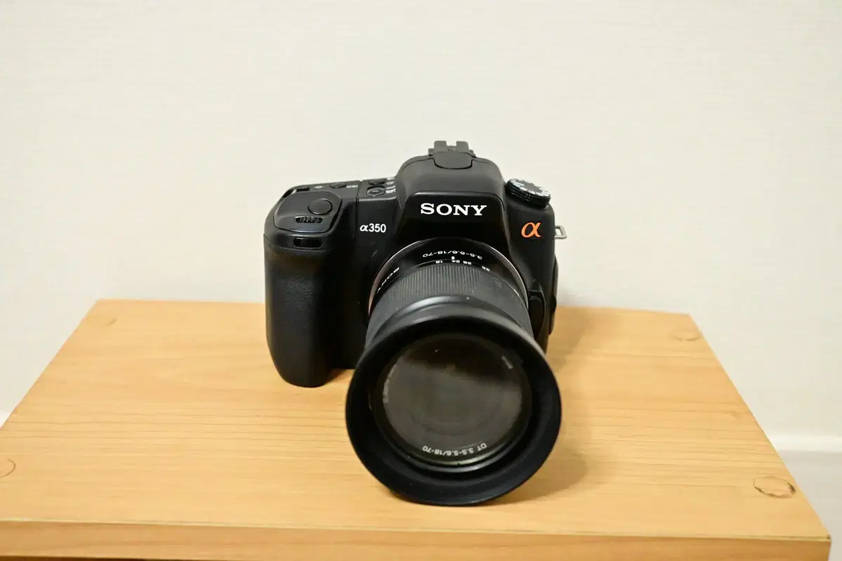 소니 알파 A350 + 18-70mm 렌즈 세트 (배터리, 충전기, CF어댑터 포함)