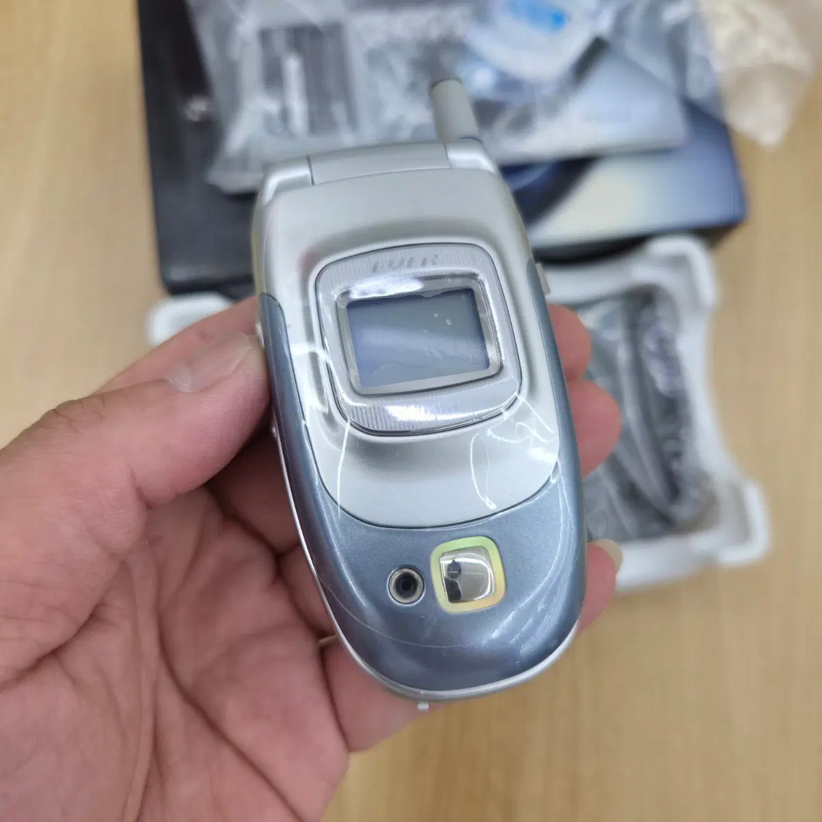 올드폰 구형폰 옛날폰 피처폰 에버 비주얼 임팩트 KTF-X3500 미사용 박스폰