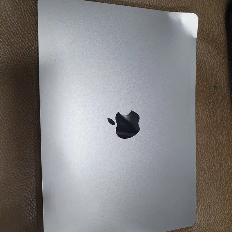 Apple MacBook Air M2 칩 탑재 13.6인치 부품용