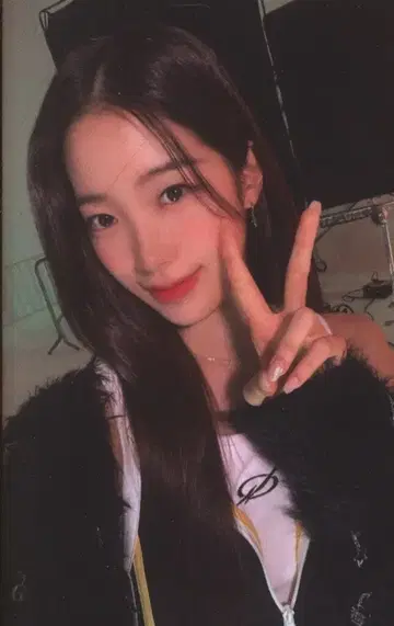 LE SSERAFIM FEARNADA KAZUHA 트레이딩 카드 후디