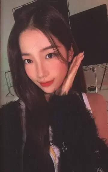 르세라핌 페어난다 카즈하 트레이딩 카드 후디