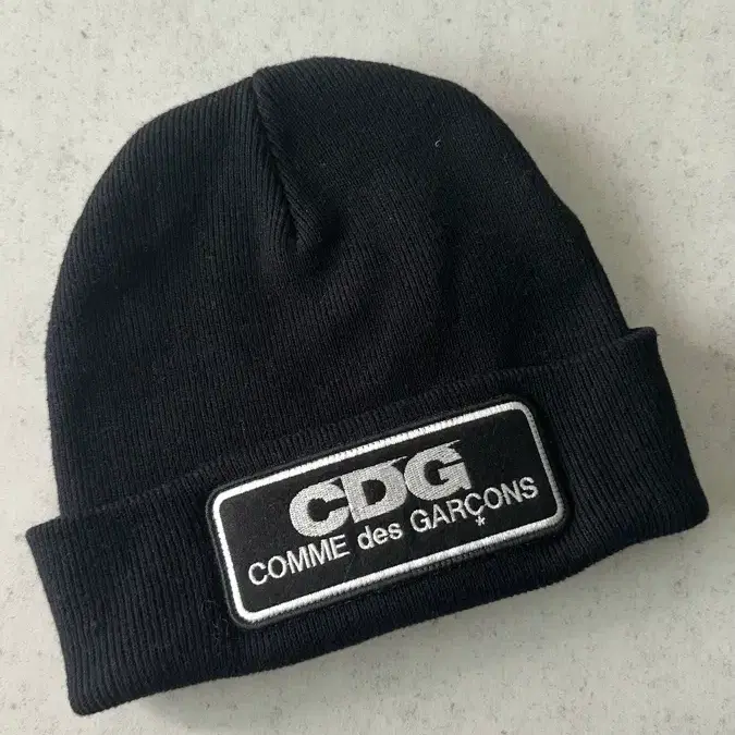 꼼데가르송 CDG 비니 모자 니트 블랙 (텍있음)
