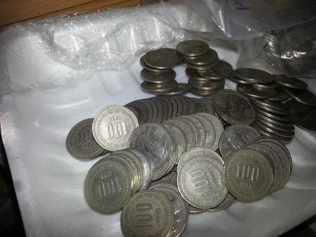 100원 동전 30개 1980년 중고