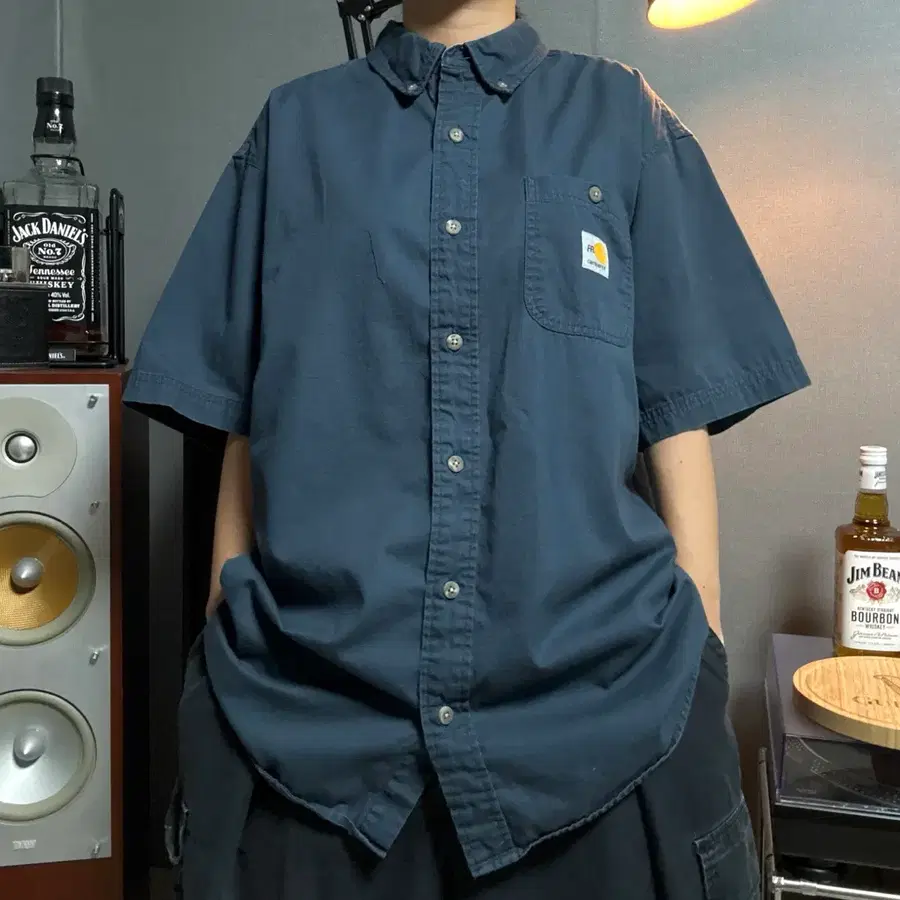 칼하트 반팔셔츠